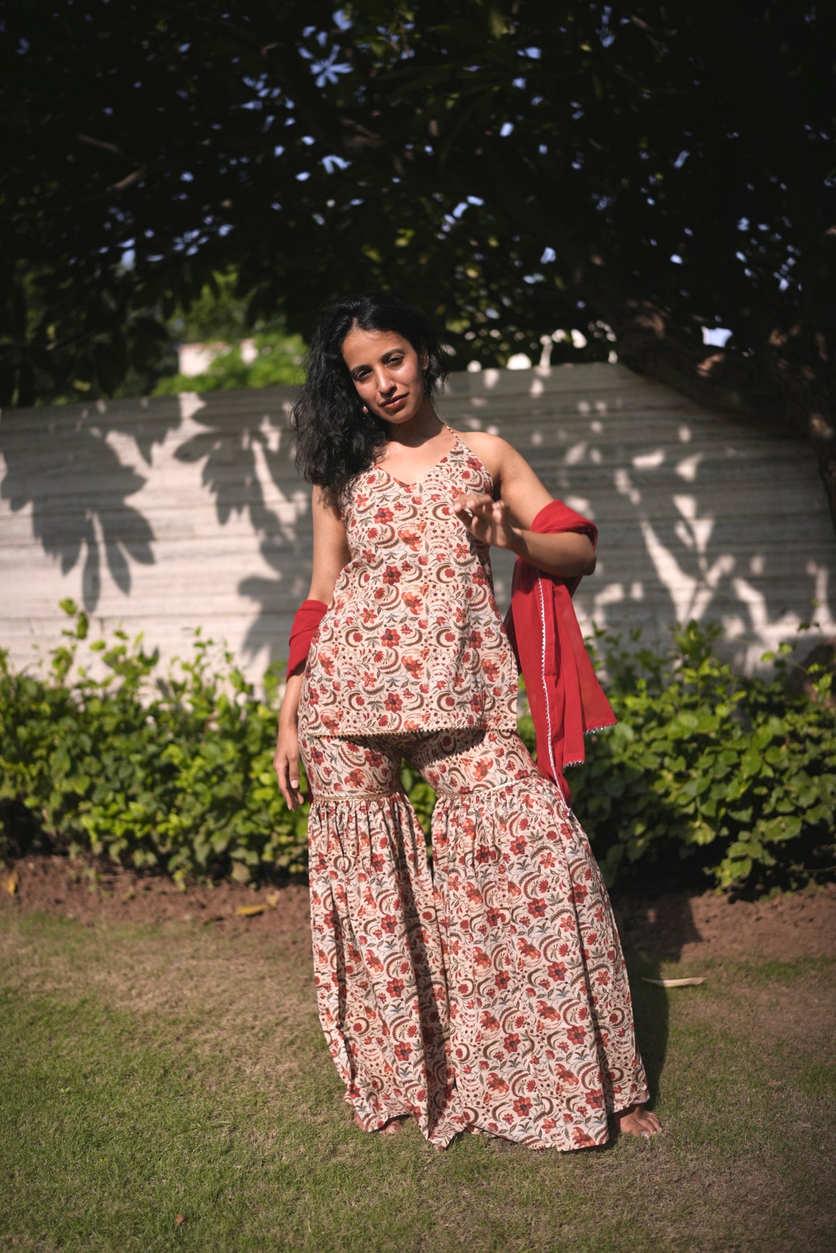 Laal Leher Kurti Sharara Dupatta Set