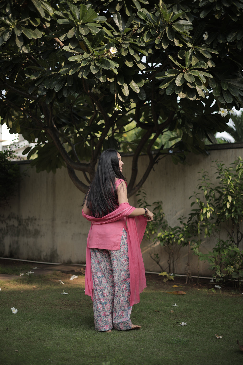 Peachy Meher Farshi Set