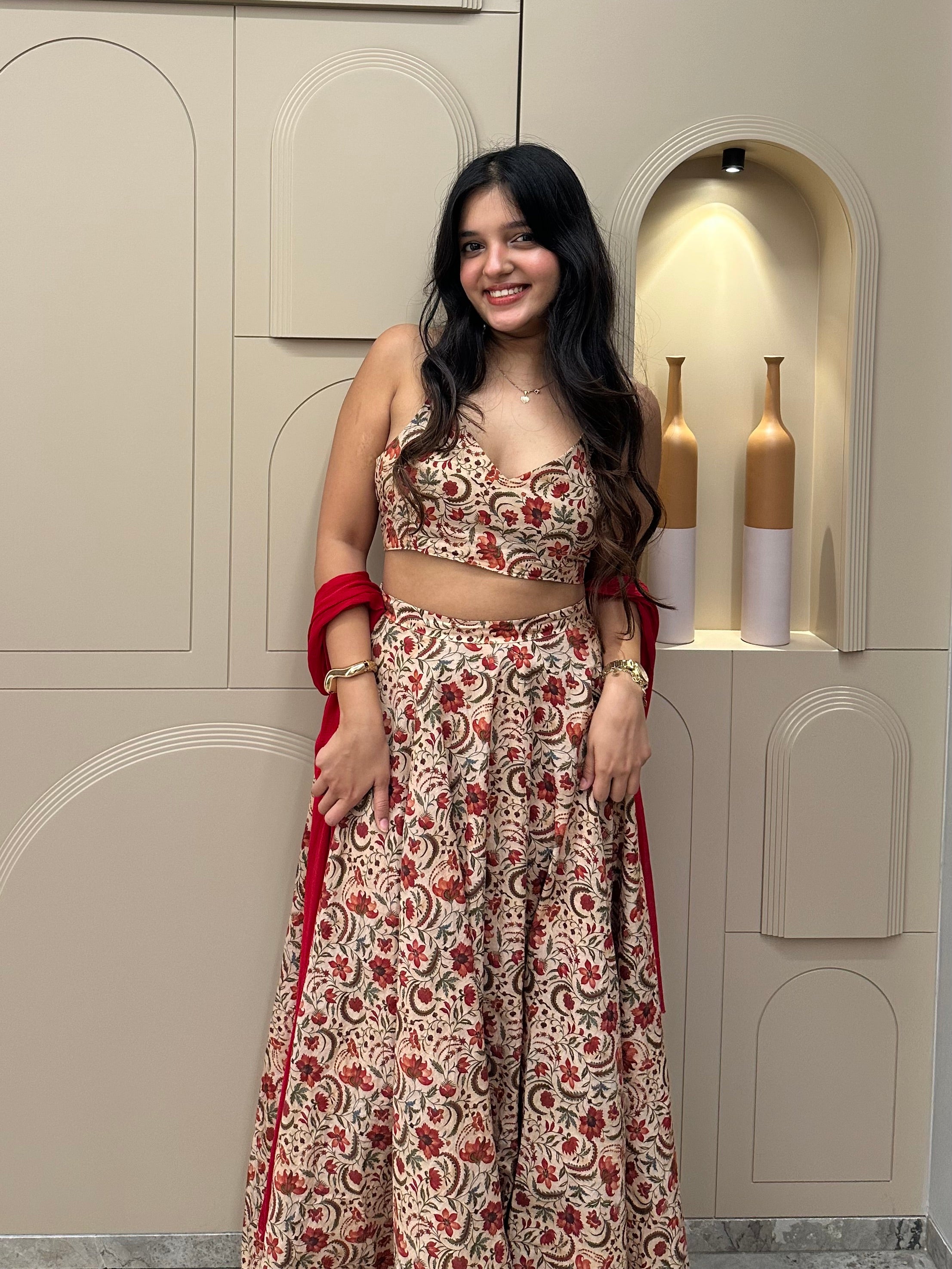 Laal Leher Skirt Set