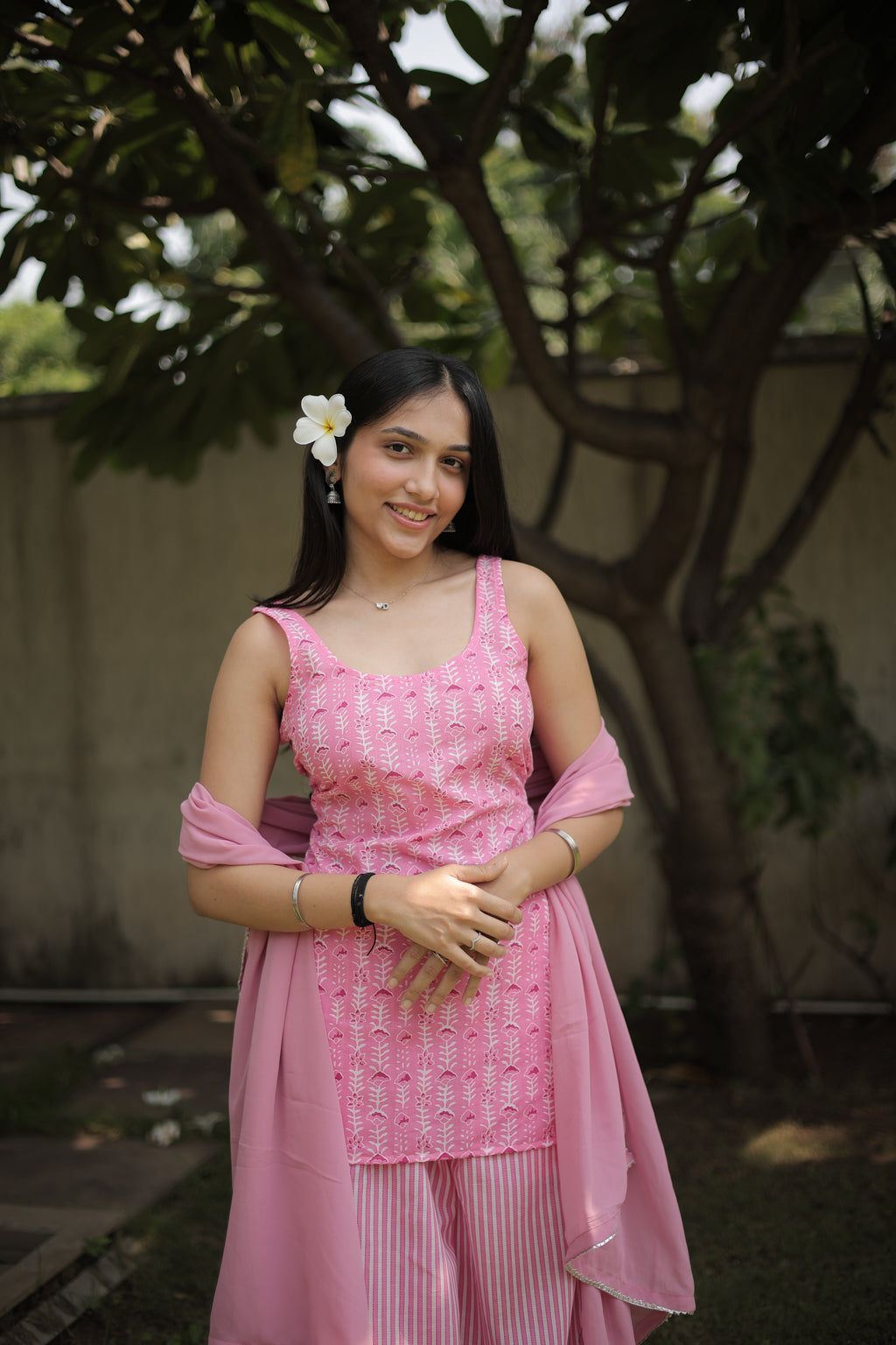 Gulab Ivari Kurti Pants Dupatta Set